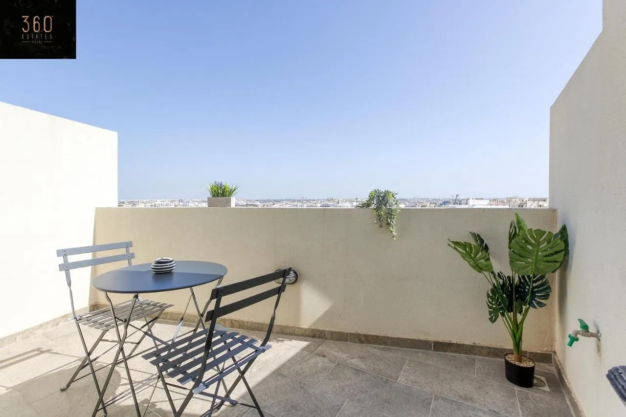 Spacious, 1Br Duplex Off Uni/Hospital With Wifi By 360 Estates Msida 0*,