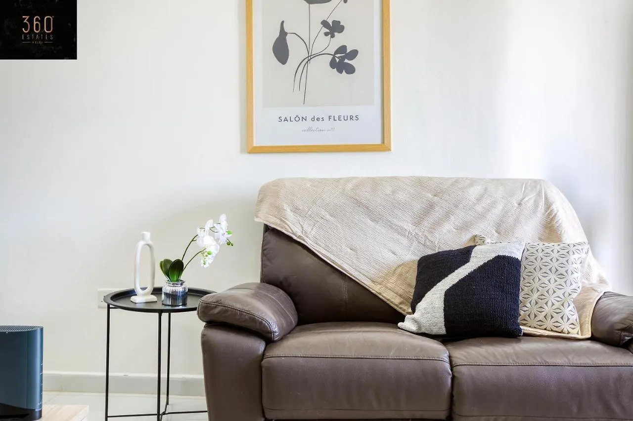 Spacious, 1Br Duplex Off Uni/Hospital With Wifi By 360 Estates Msida Malta