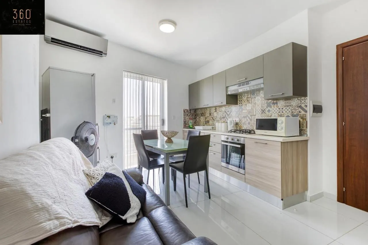 Spacious, 1Br Duplex Off Uni/Hospital With Wifi By 360 Estates Msida Apartment