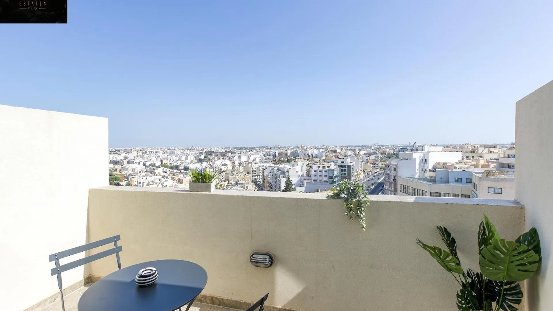 Spacious, 1Br Duplex Off Uni/Hospital With Wifi By 360 Estates Msida Malta